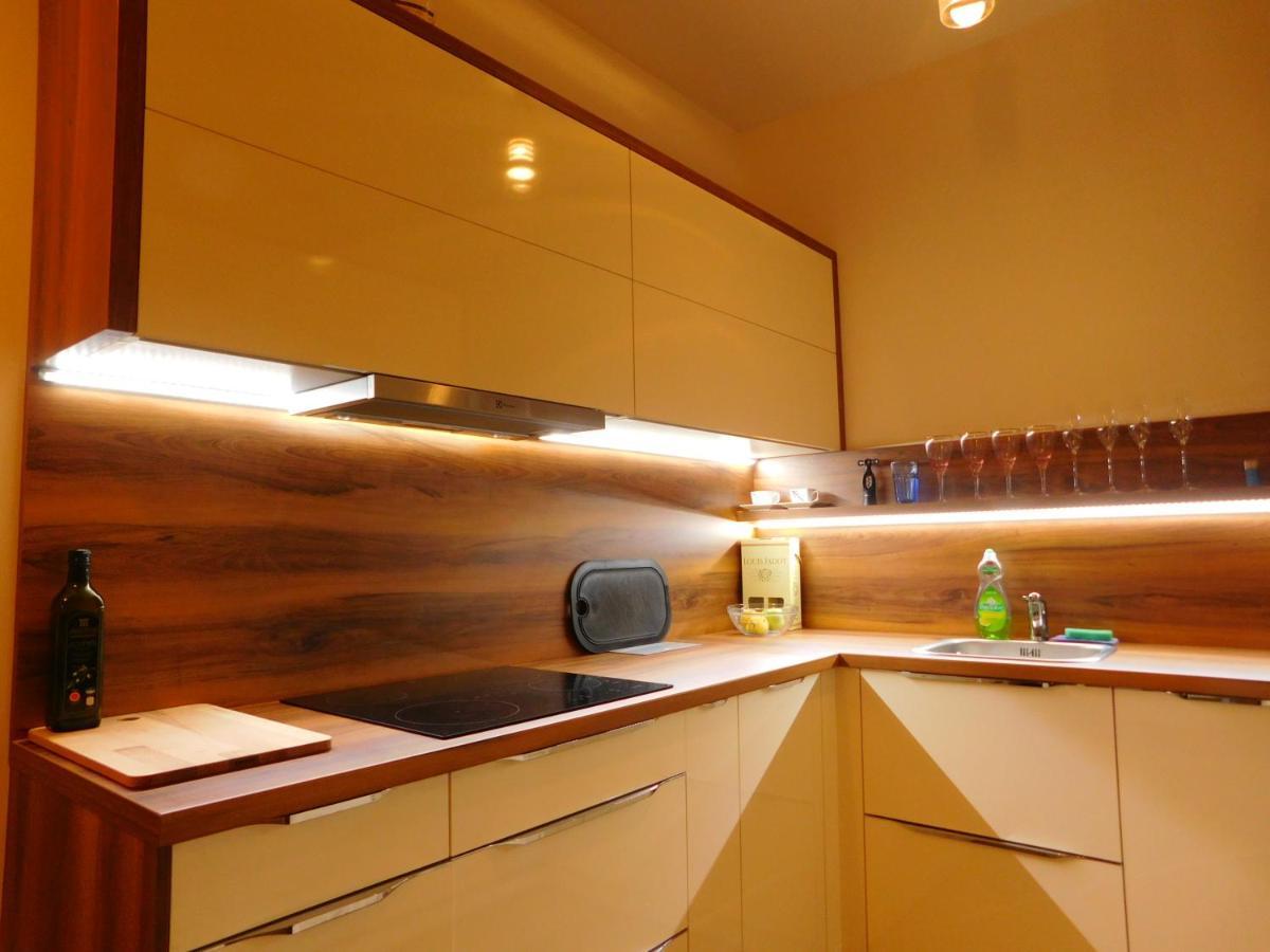 Panorama City - Spacious Apartment Near Eurovea Bratislava Ngoại thất bức ảnh